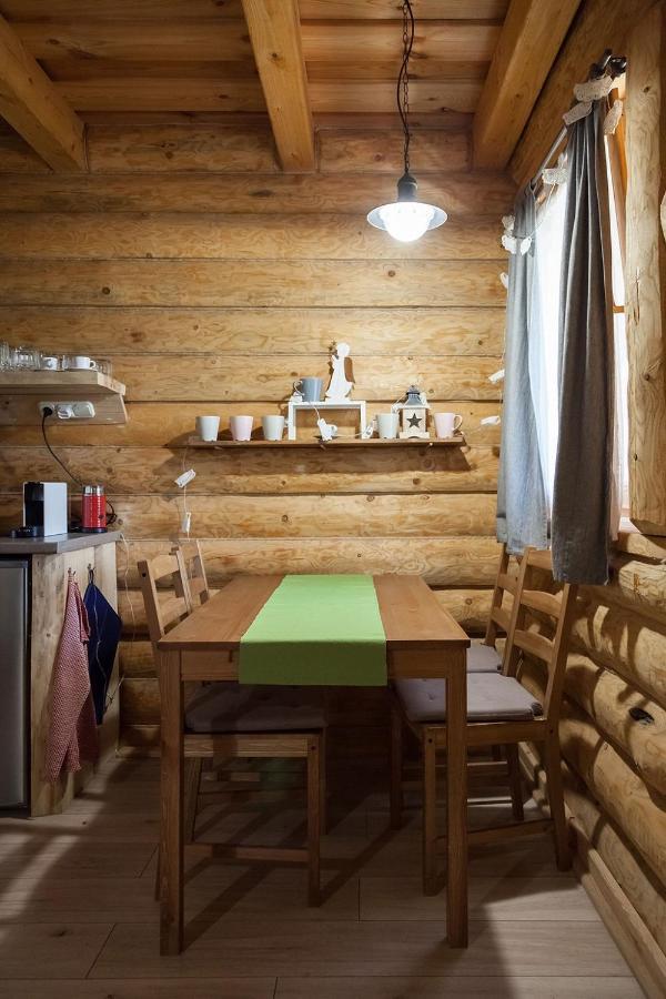 Manka Kisroenkhaz Villa Ispánk Buitenkant foto